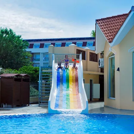 Camyuva Luna 4* Kemer