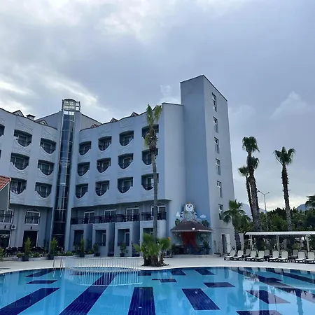 Camyuva Luna Hotel 4*